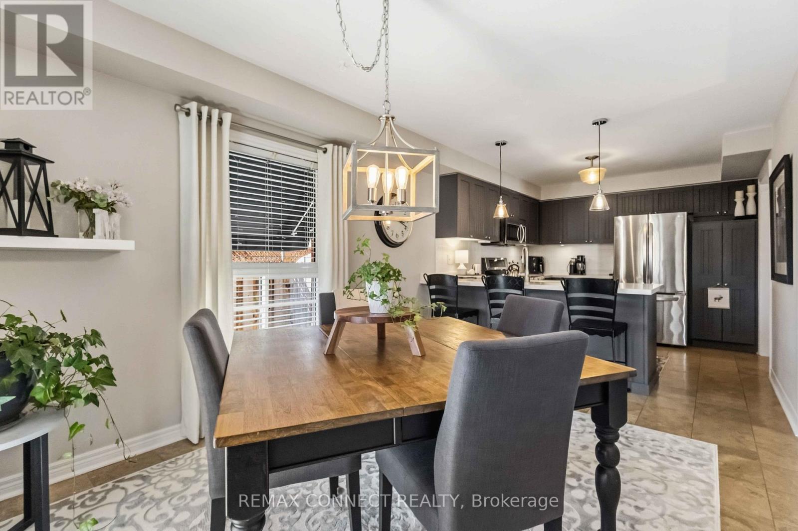 37 Duggan Avenue, Whitby, Ontario  L1M 1J1 - Photo 15 - E13023924