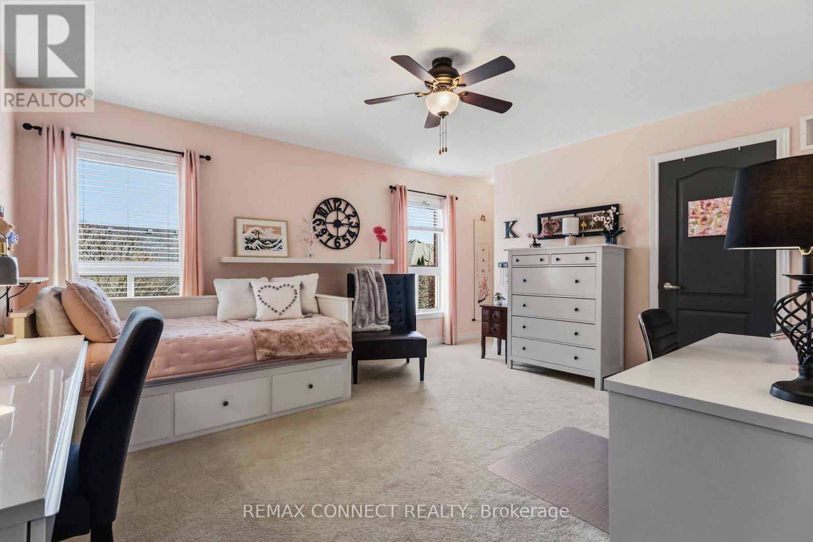 37 Duggan Avenue, Whitby, Ontario  L1M 1J1 - Photo 20 - E13023924