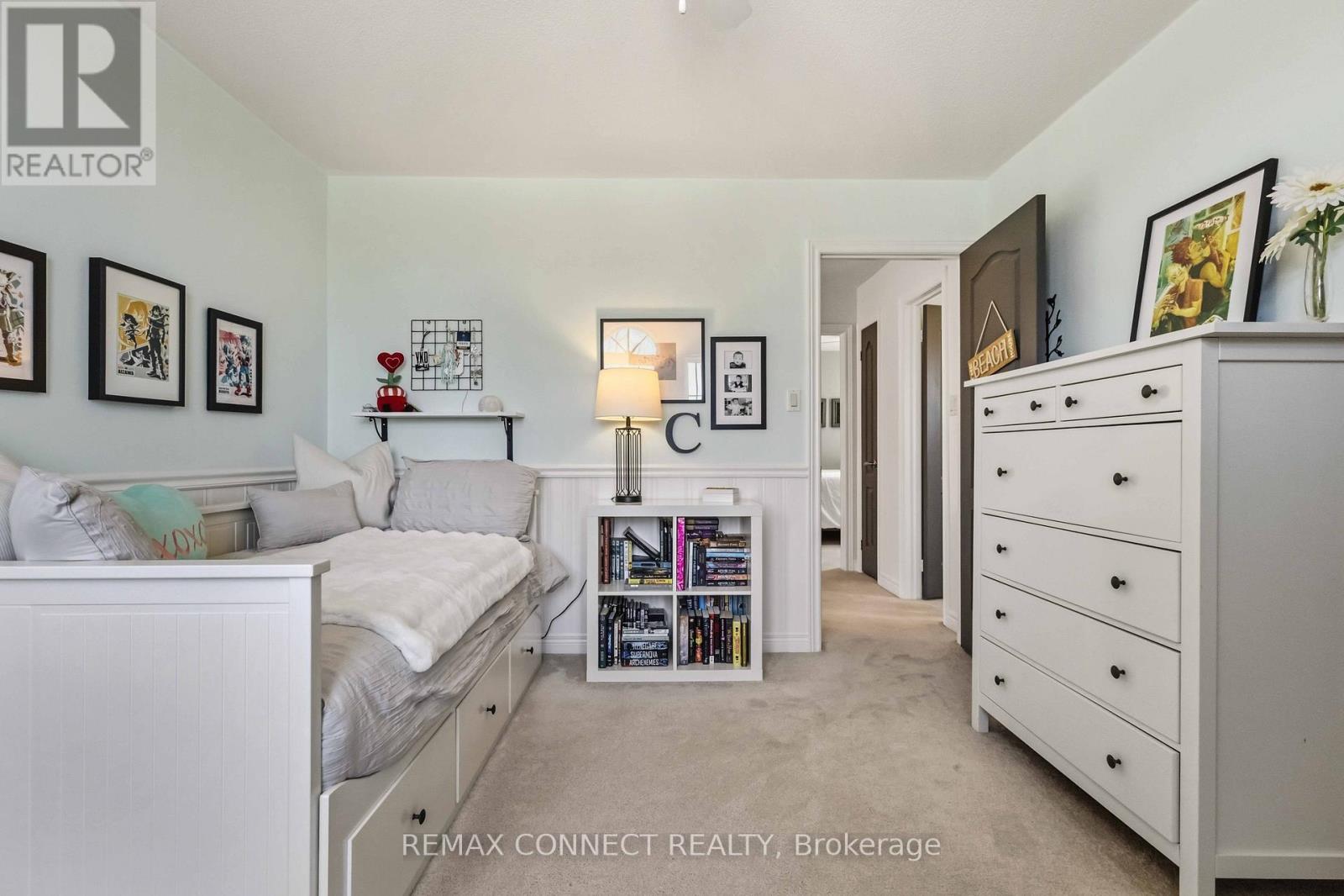 37 Duggan Avenue, Whitby, Ontario  L1M 1J1 - Photo 24 - E13023924