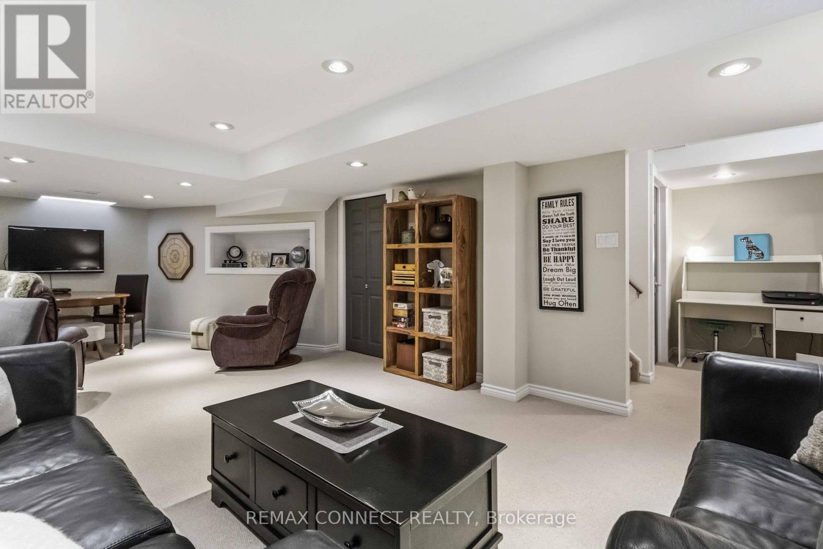 37 Duggan Avenue, Whitby, Ontario  L1M 1J1 - Photo 29 - E13023924