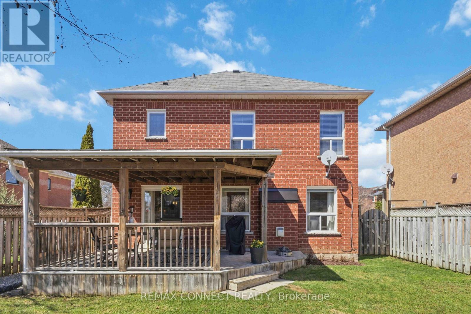 37 Duggan Avenue, Whitby, Ontario  L1M 1J1 - Photo 32 - E13023924