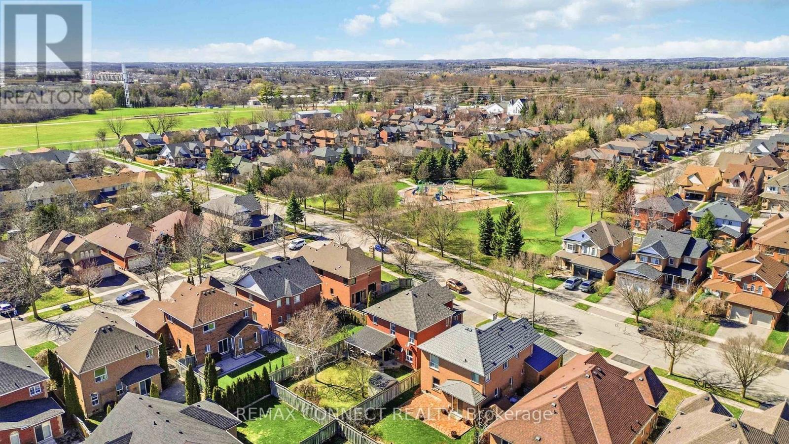 37 Duggan Avenue, Whitby, Ontario  L1M 1J1 - Photo 34 - E13023924