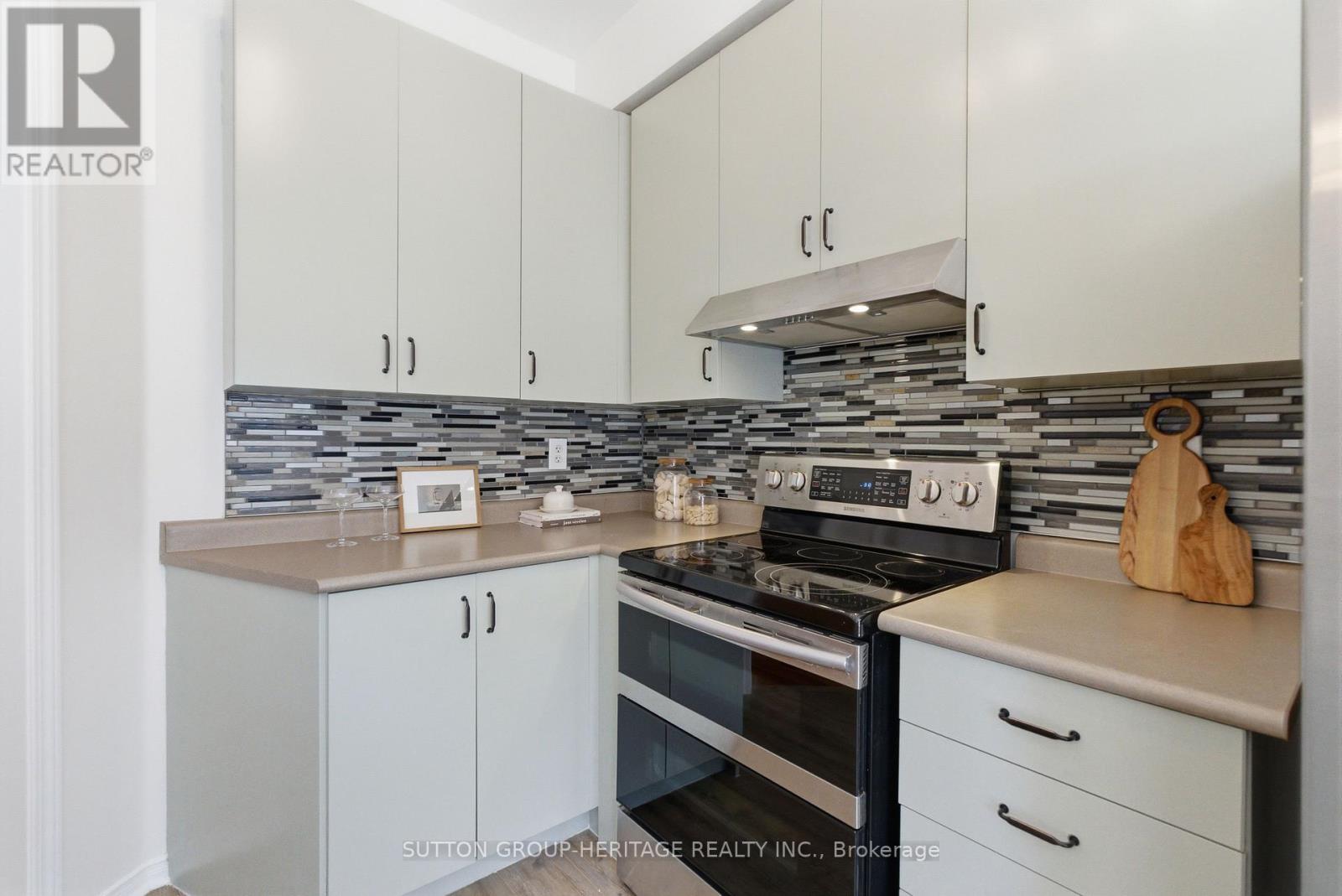 54 Tallships Drive, Whitby, Ontario  L1N 9X7 - Photo 15 - E13023932