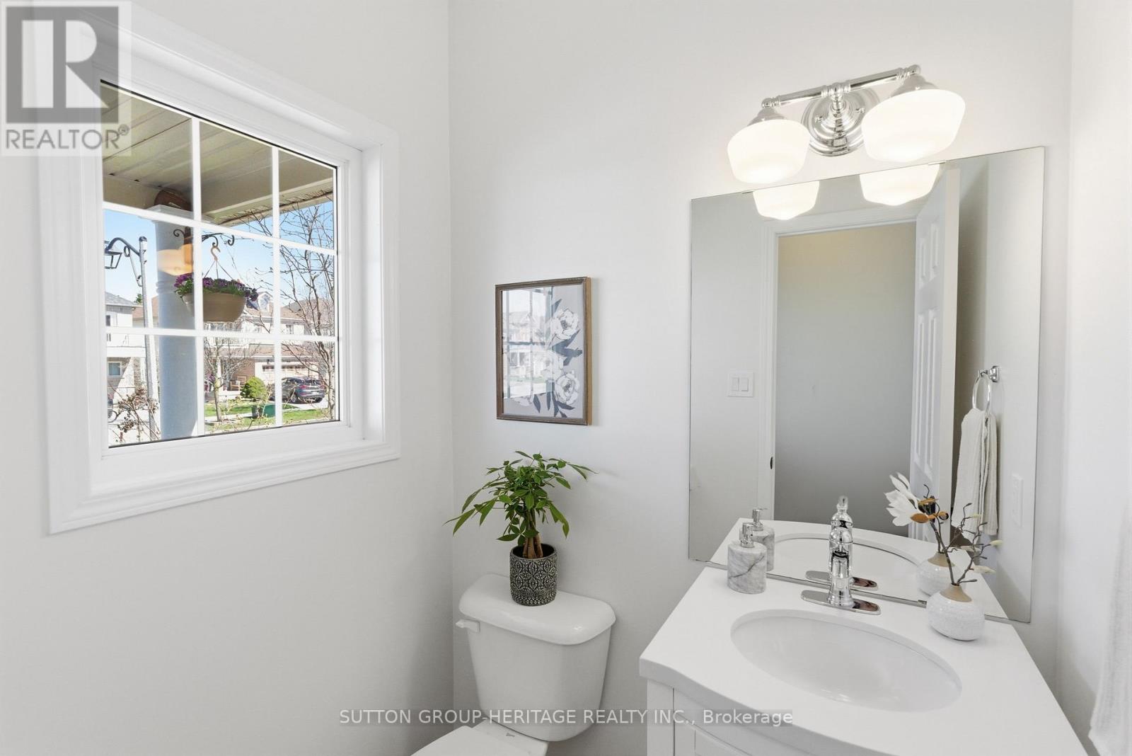 54 Tallships Drive, Whitby, Ontario  L1N 9X7 - Photo 20 - E13023932