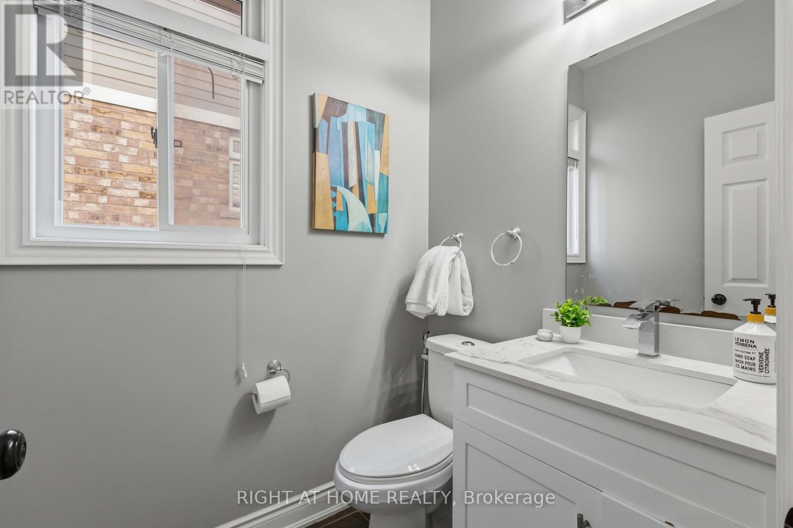 1649 Quail Run Drive, Oshawa, Ontario  L1K 0L9 - Photo 17 - E13024054