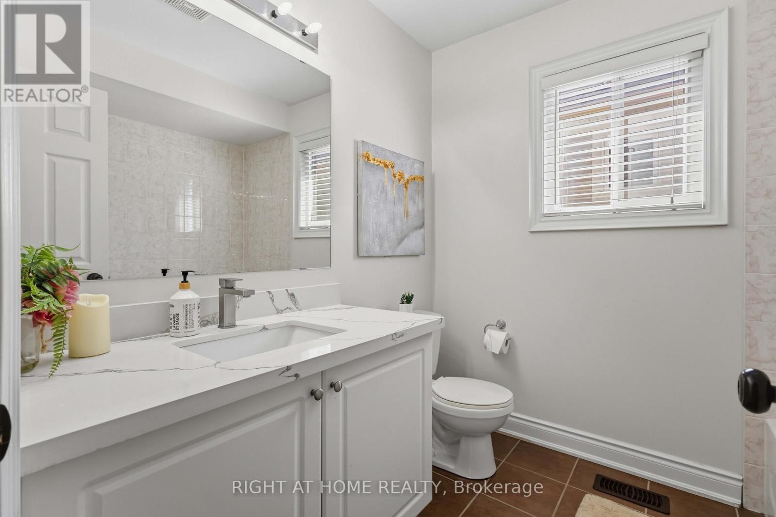 1649 Quail Run Drive, Oshawa, Ontario  L1K 0L9 - Photo 28 - E13024054