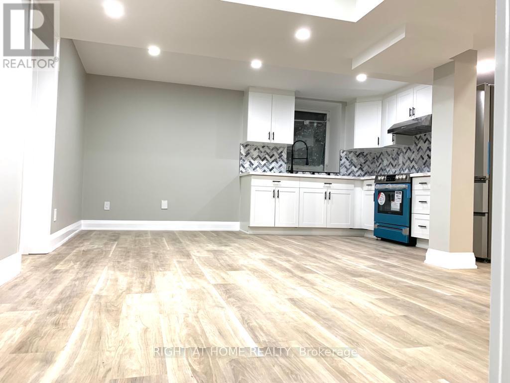 1649 Quail Run Drive, Oshawa, Ontario  L1K 0L9 - Photo 35 - E13024054