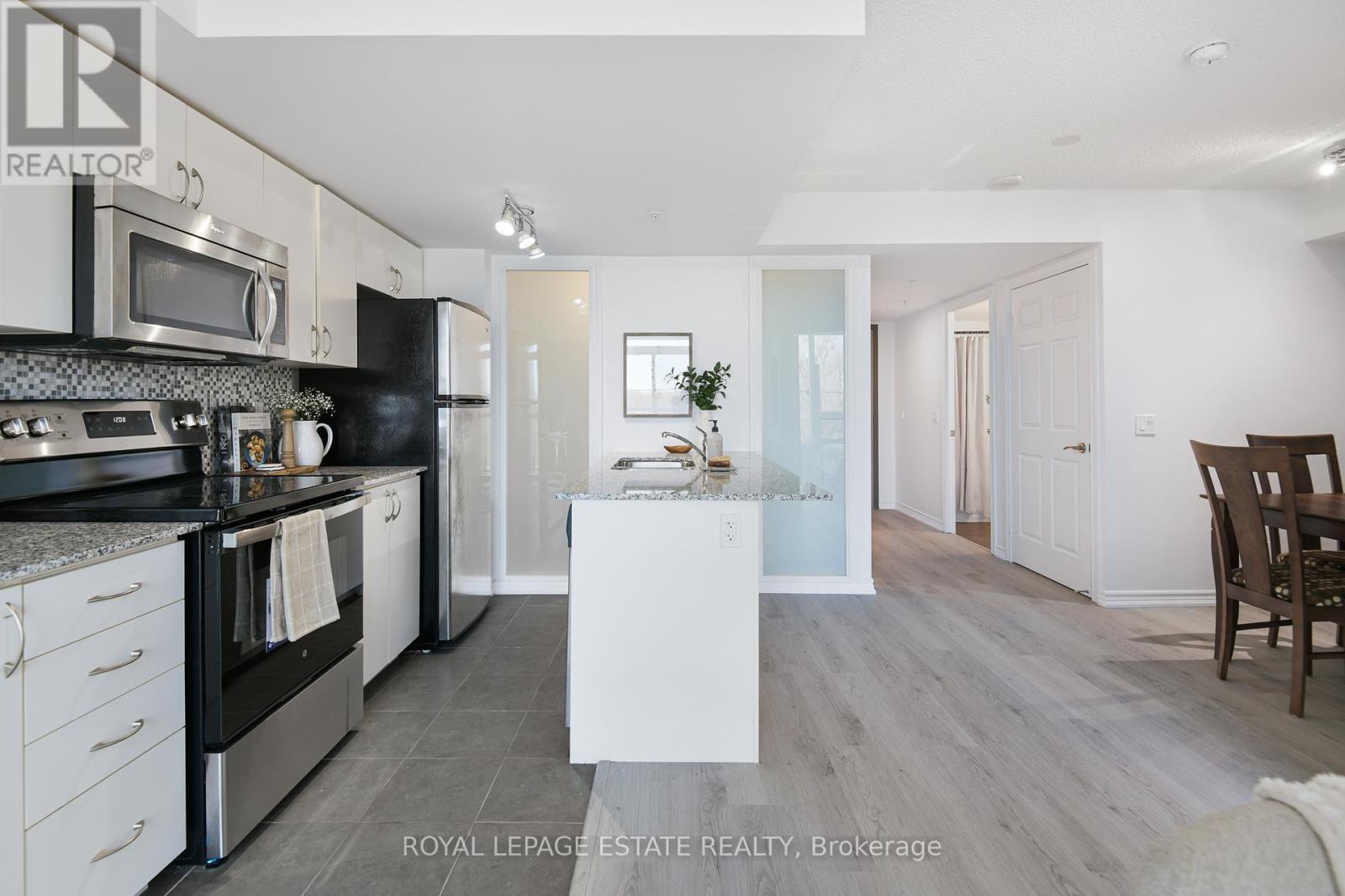 505 - 280 Donlands Avenue, Toronto, Ontario  M4J 0A3 - Photo 12 - E13024068