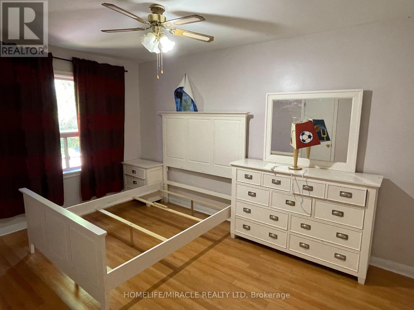 Main Floor - 45 Martorino Drive, Toronto, Ontario  M1K 2J3 - Photo 12 - E13024182