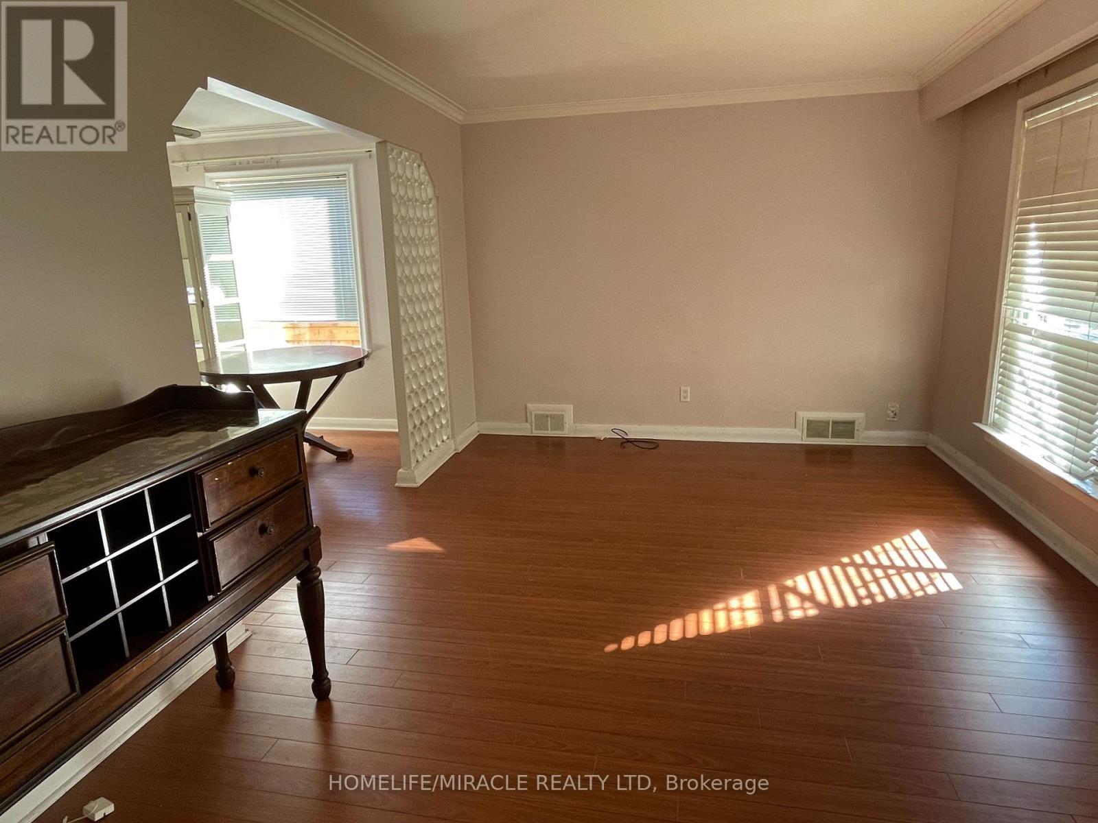 Main Floor - 45 Martorino Drive, Toronto, Ontario  M1K 2J3 - Photo 2 - E13024182