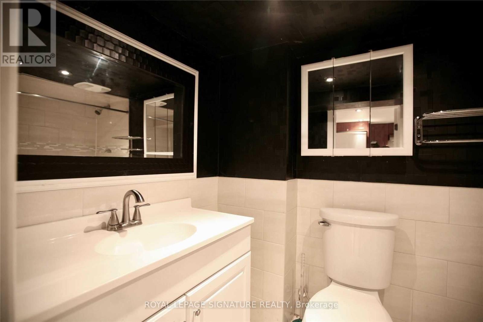 Bsmt - 11 Ferrier Avenue, Toronto, Ontario  M4K 1M8 - Photo 9 - E13024212