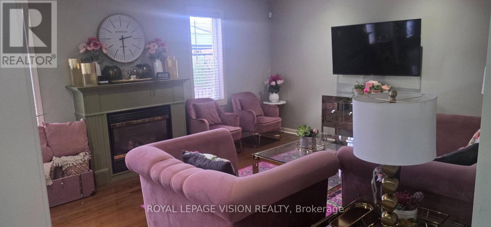 122 Medland Avenue, Whitby, Ontario  L1P 1W7 - Photo 5 - E13024218