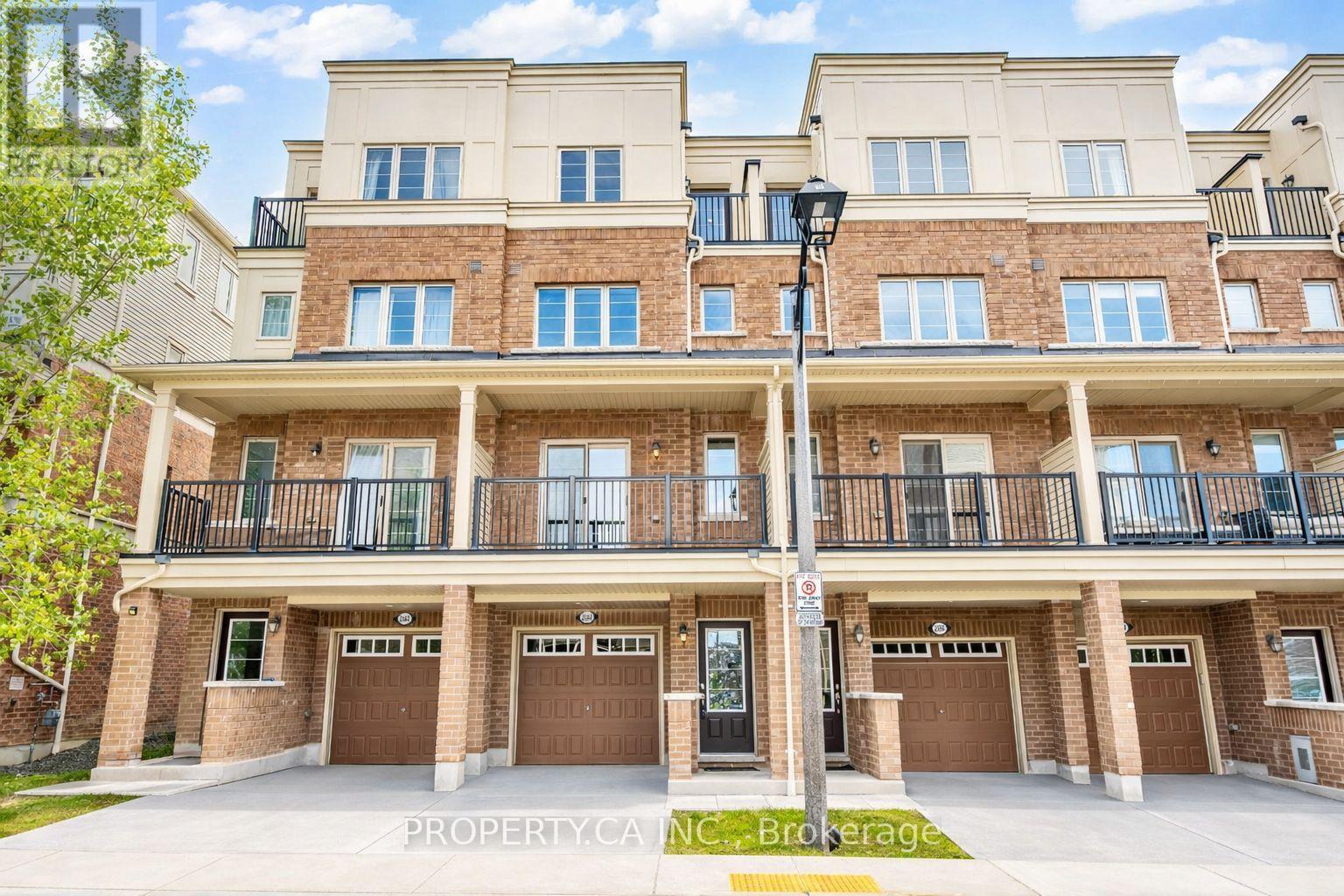 169 - 2564 Rosedrop Path, Oshawa, Ontario  L1L 0L1 - Photo 2 - E13024222