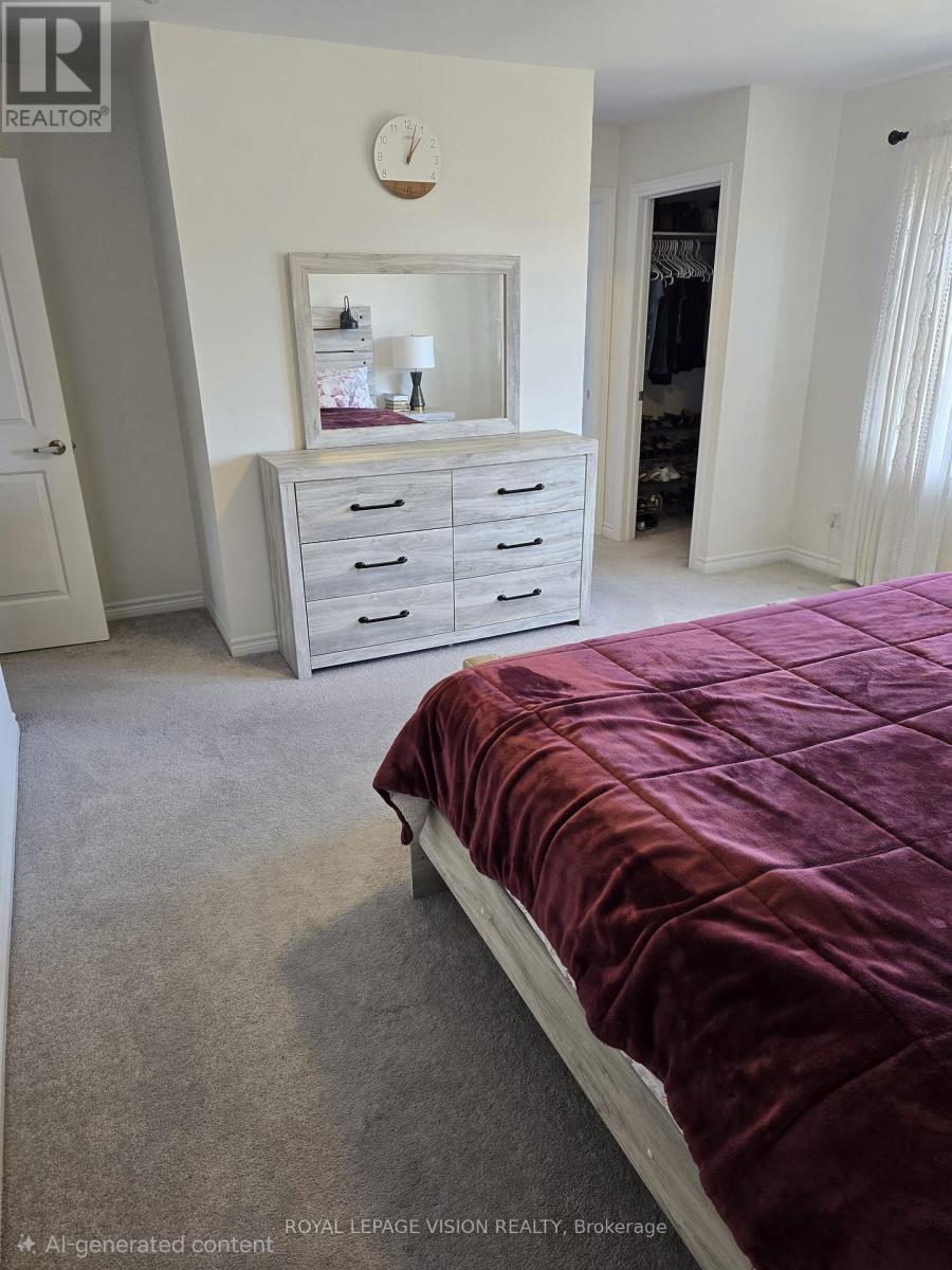 33 Bremner Street, Whitby, Ontario  L1R 1W5 - Photo 15 - E13000854