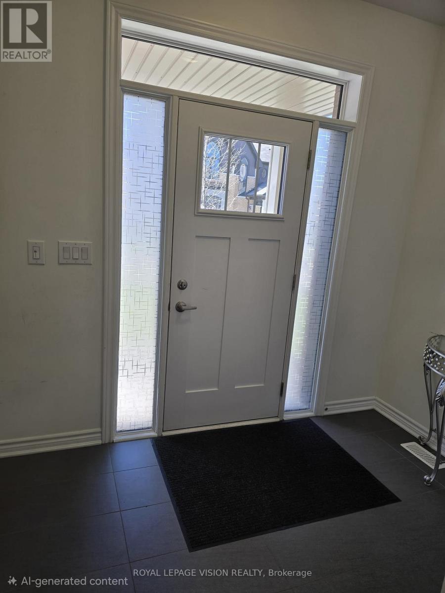 33 Bremner Street, Whitby, Ontario  L1R 1W5 - Photo 2 - E13000854