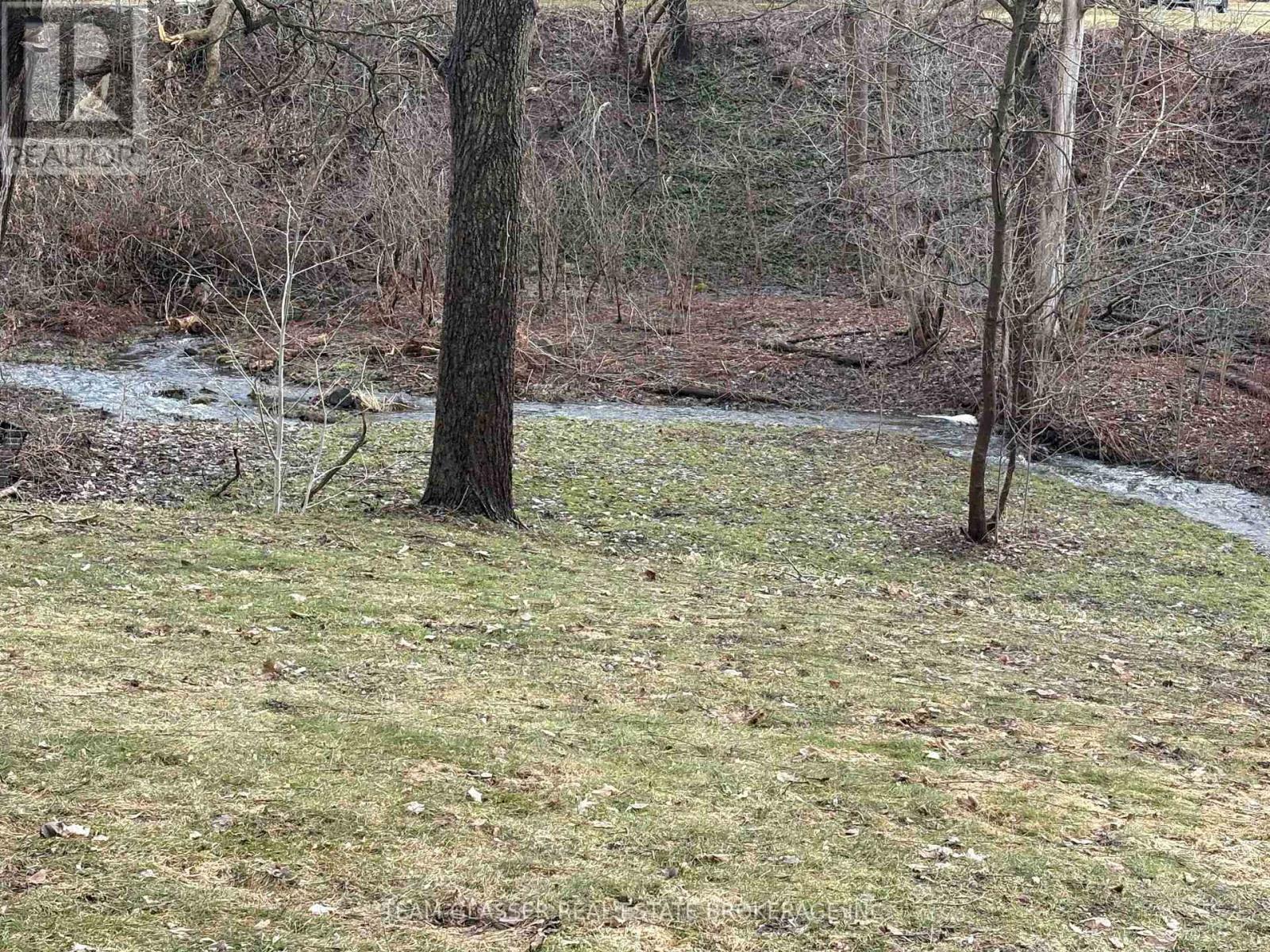 Photo 6 of 25 for 214 North Street