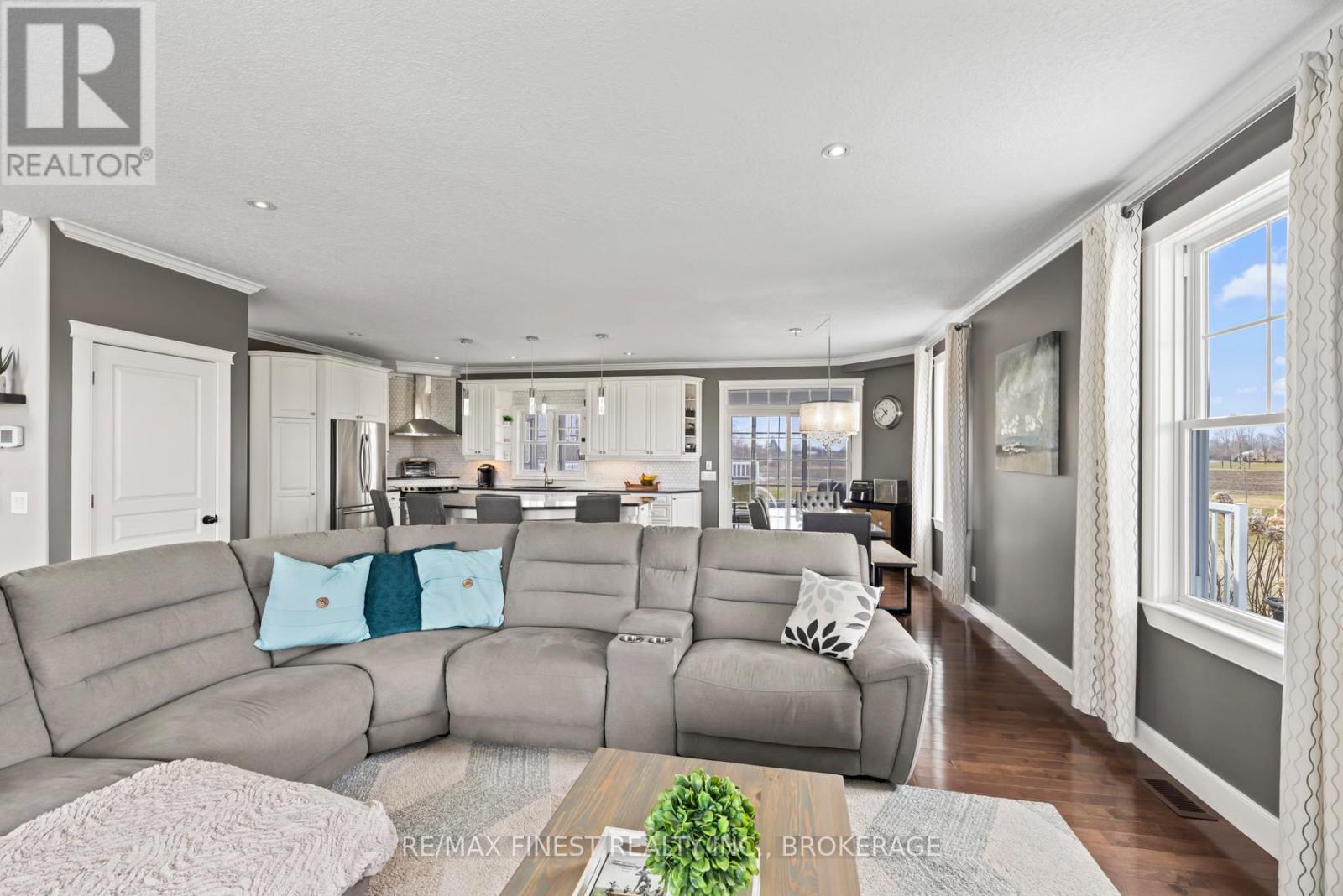 29 Cummings Road, Elizabethtown-Kitley, Ontario  K0E 1M0 - Photo 5 - X12710720