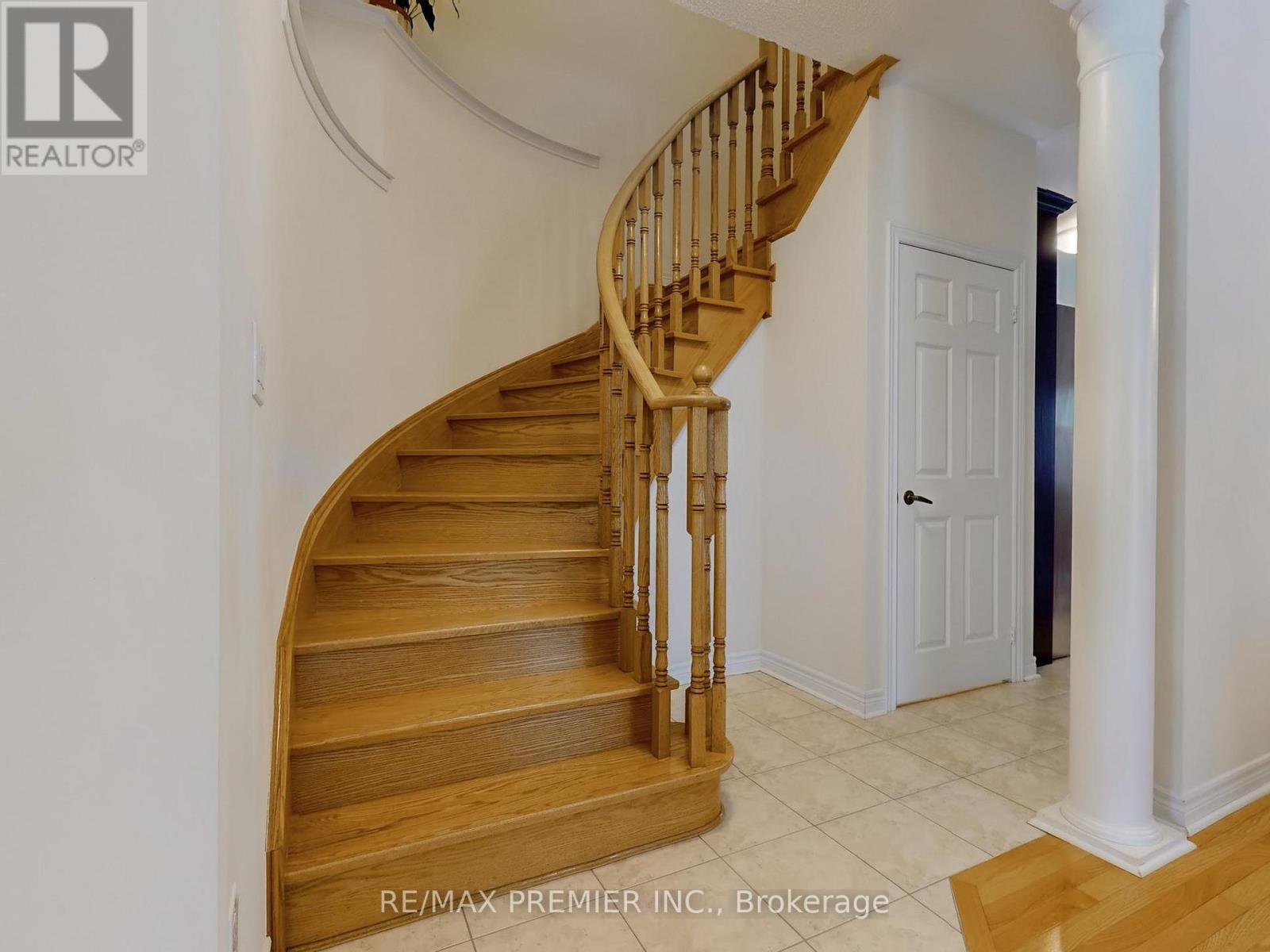 32 Blue Grouse Road, Vaughan, Ontario  L6A 4B9 - Photo 19 - N13019120