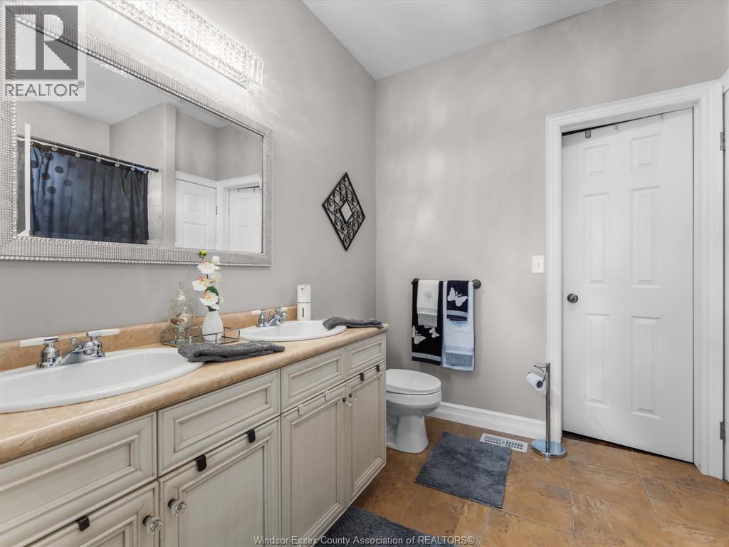 202 Ellison, Leamington, Ontario  N8H 0B2 - Photo 21 - 26008725