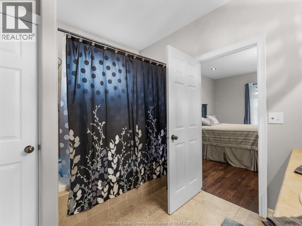 202 Ellison, Leamington, Ontario  N8H 0B2 - Photo 22 - 26008725