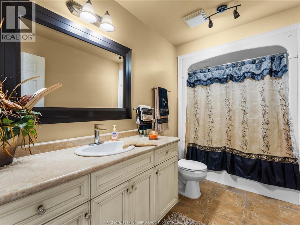 202 Ellison, Leamington, Ontario  N8H 0B2 - Photo 32 - 26008725