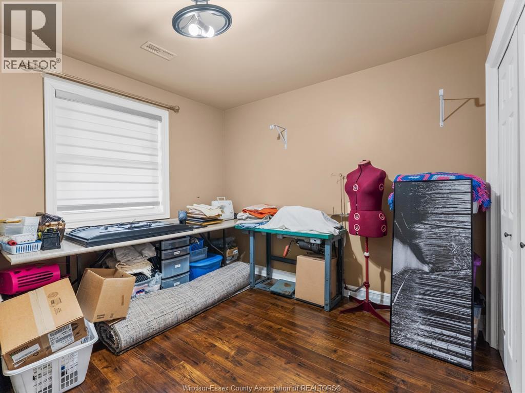 202 Ellison, Leamington, Ontario  N8H 0B2 - Photo 33 - 26008725