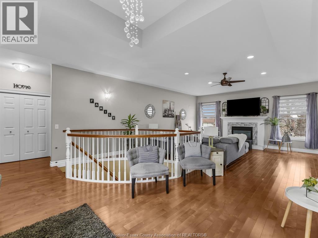 202 Ellison, Leamington, Ontario  N8H 0B2 - Photo 7 - 26008725