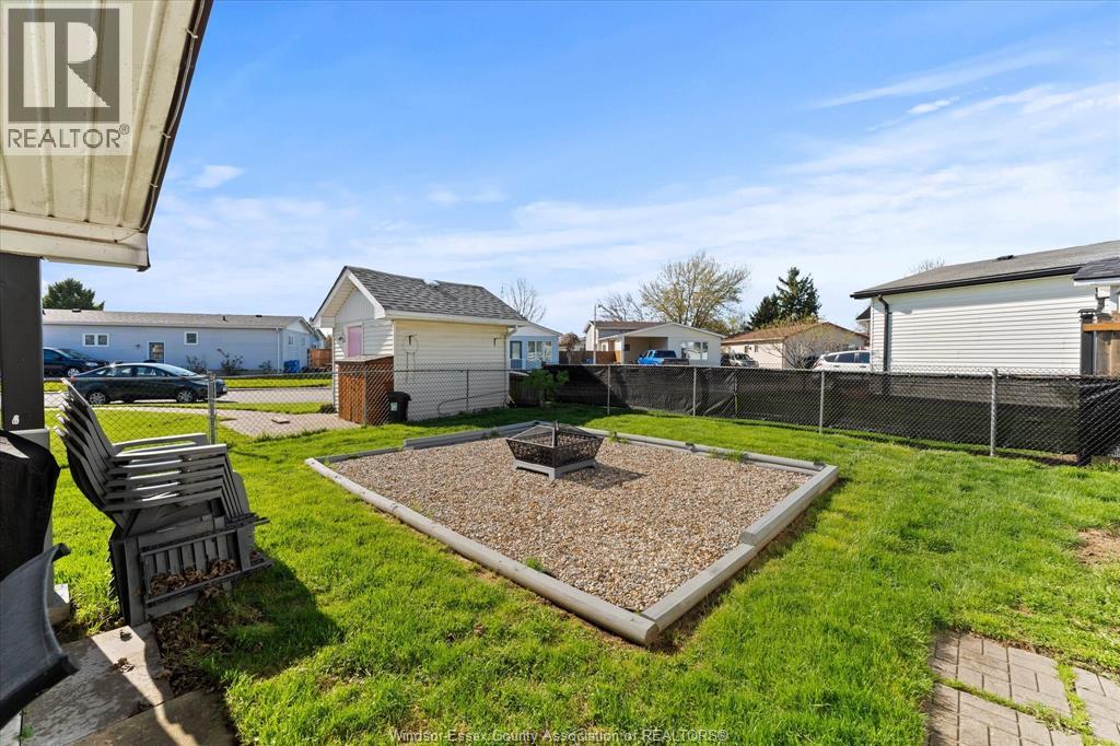 10 Hawthorne, Mcgregor, Ontario  N0R 1J0 - Photo 29 - 26008723