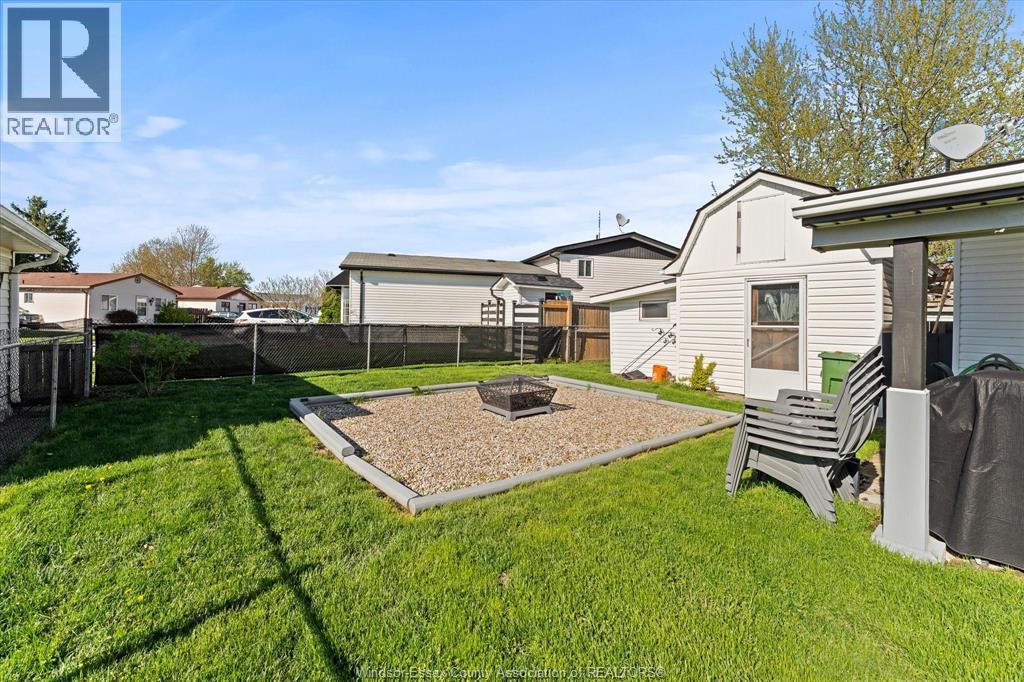 10 Hawthorne, Mcgregor, Ontario  N0R 1J0 - Photo 32 - 26008723