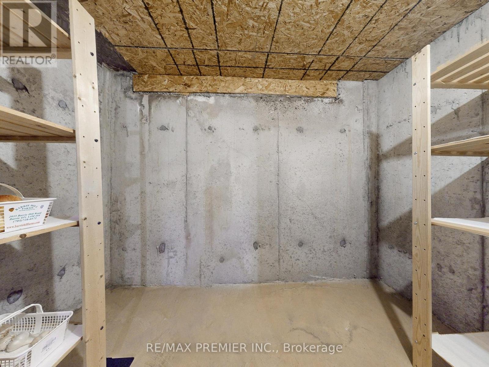 32 Blue Grouse Road, Vaughan, Ontario  L6A 4B9 - Photo 38 - N13019120