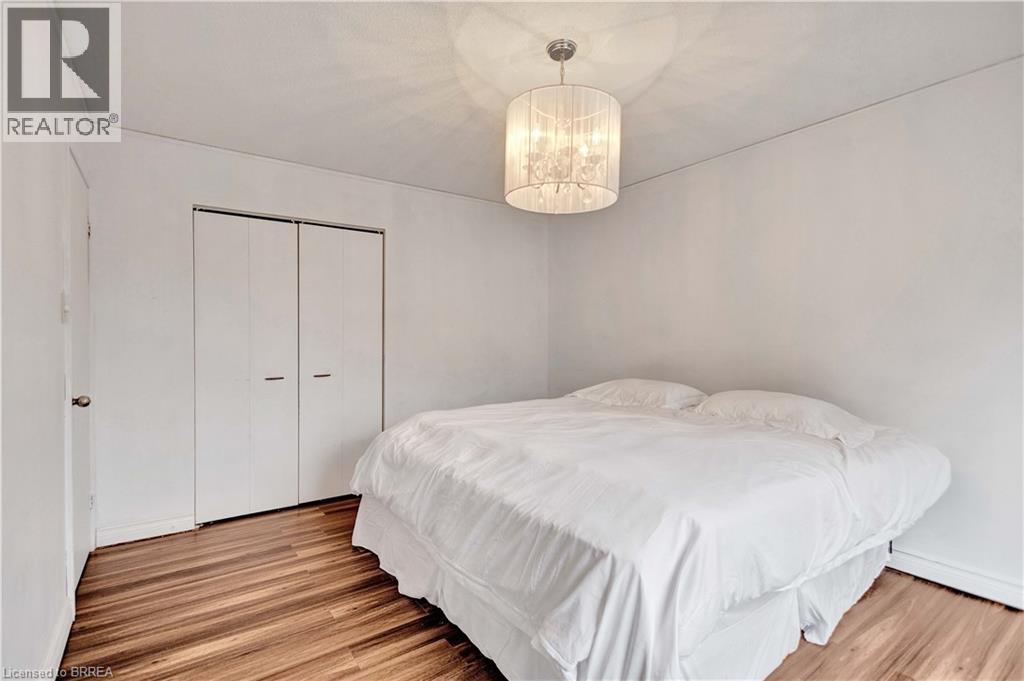 26 October Place, Brantford, Ontario  N3R 7B4 - Photo 12 - 40819381