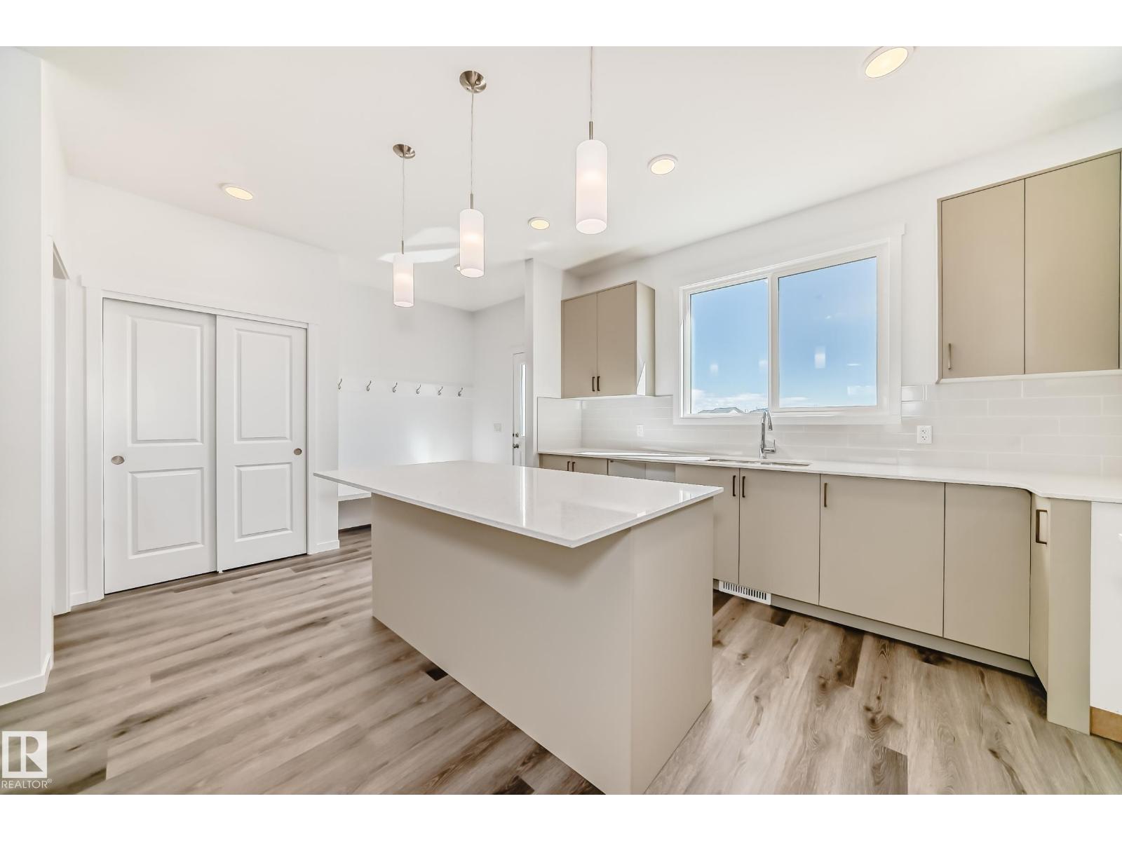 6409 63 St, Beaumont, Alberta  T4X 3E2 - Photo 11 - E4474091