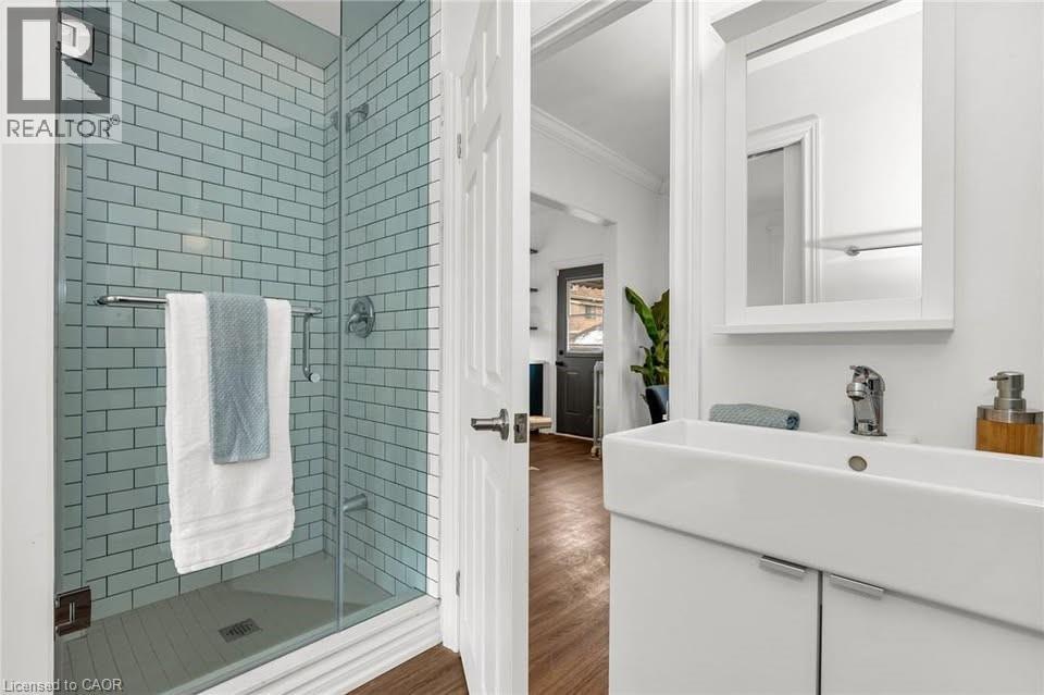 100 Dunsmure Road Unit# 2, Hamilton, Ontario  L8M 1S4 - Photo 11 - 40822722