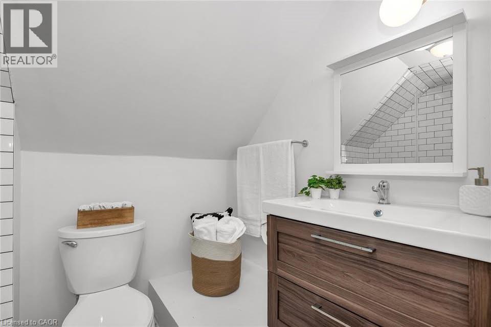 100 Dunsmure Road Unit# 2, Hamilton, Ontario  L8M 1S4 - Photo 12 - 40822722