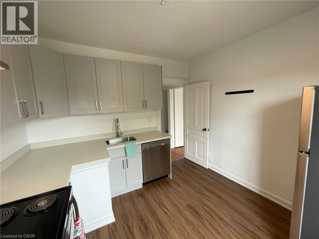 100 Dunsmure Road Unit# 2, Hamilton, Ontario  L8M 1S4 - Photo 4 - 40822722