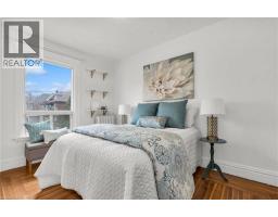 100 DUNSMURE Road Unit# 2, Hamilton, Ontario