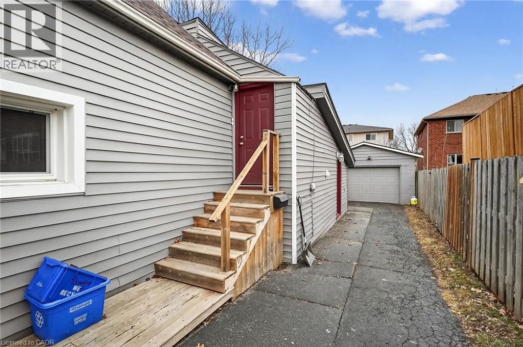 93 Walnut Street, Brantford, Ontario  N3T 1H3 - Photo 13 - 40822715