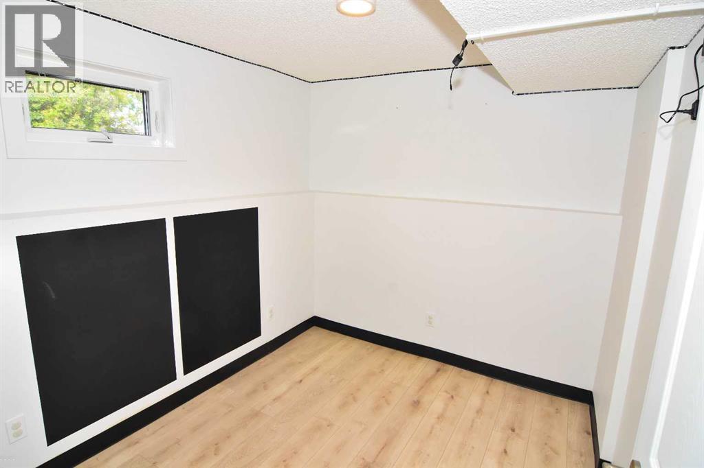 309 Main Street NW, Airdrie, Alberta  T4B 1E2 - Photo 30 - A2259968