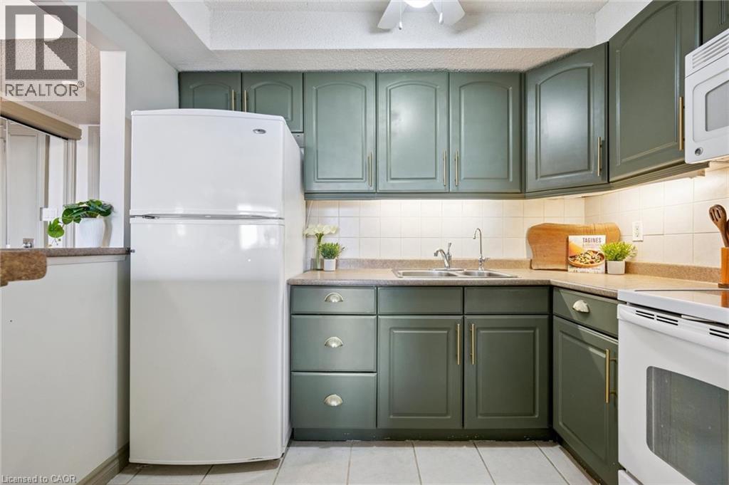 64 Benton Street Unit# 1406, Kitchener, Ontario  N2G 4L9 - Photo 14 - 40822239