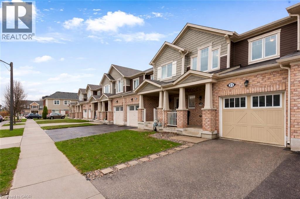 21 Postmaster Drive, Kitchener, Ontario  N2R 0J2 - Photo 2 - 40821657