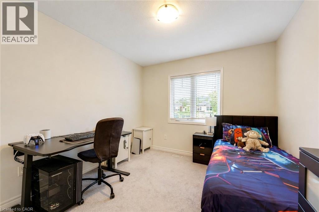 21 Postmaster Drive, Kitchener, Ontario  N2R 0J2 - Photo 21 - 40821657