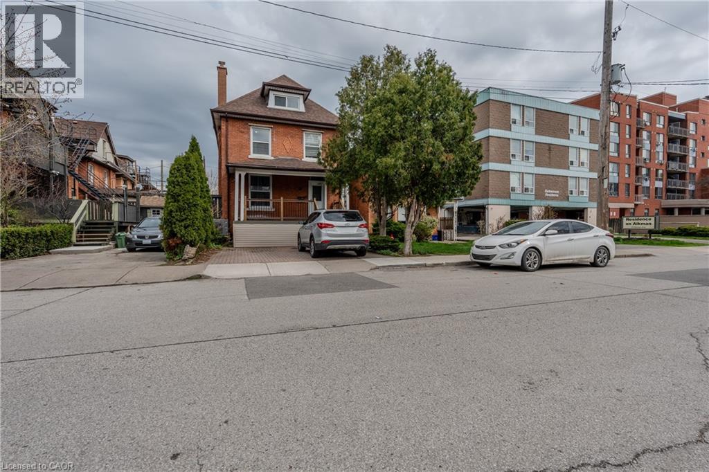11 AIKMAN Avenue Unit# B, Hamilton, Ontario