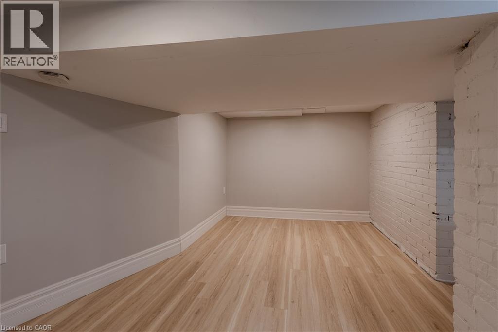 11 Aikman Avenue Unit# B, Hamilton, Ontario  L8M 1P6 - Photo 16 - 40821575