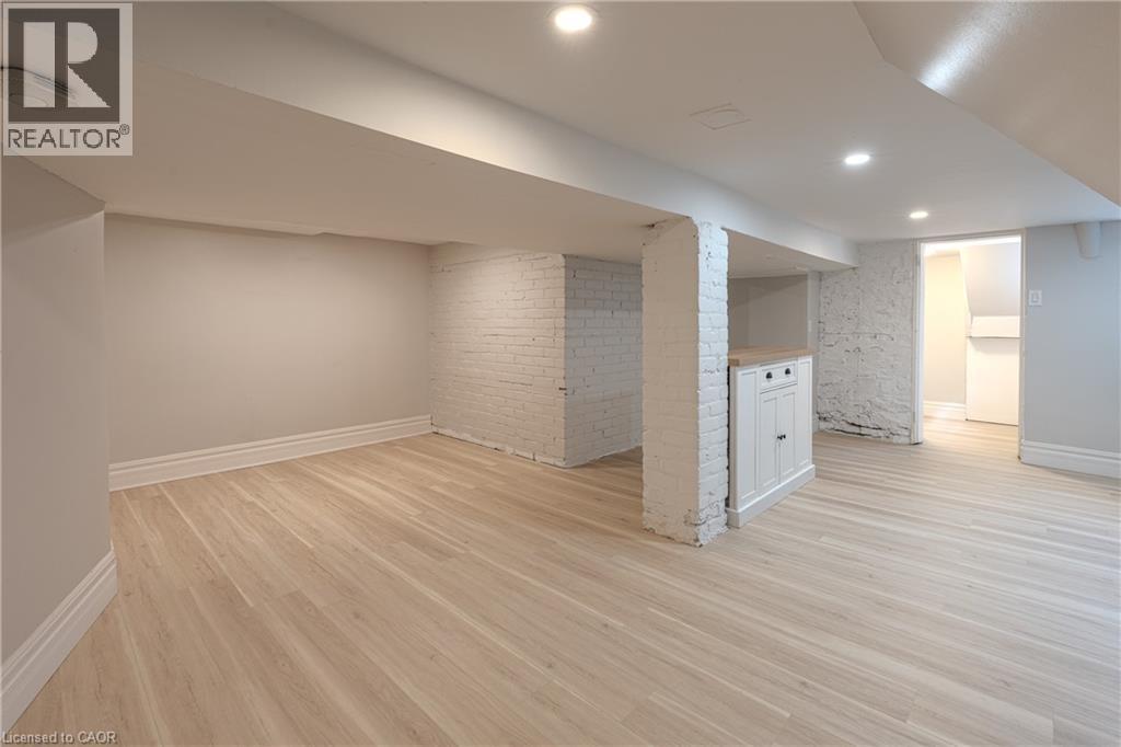 11 Aikman Avenue Unit# B, Hamilton, Ontario  L8M 1P6 - Photo 19 - 40821575