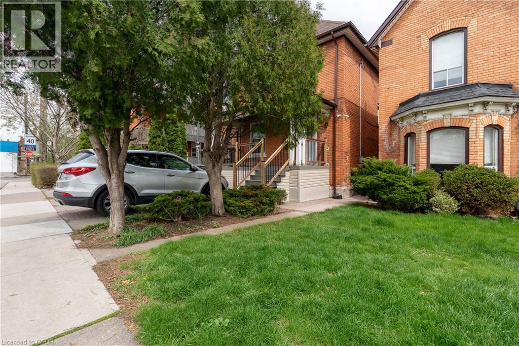 11 Aikman Avenue Unit# B, Hamilton, Ontario  L8M 1P6 - Photo 2 - 40821575