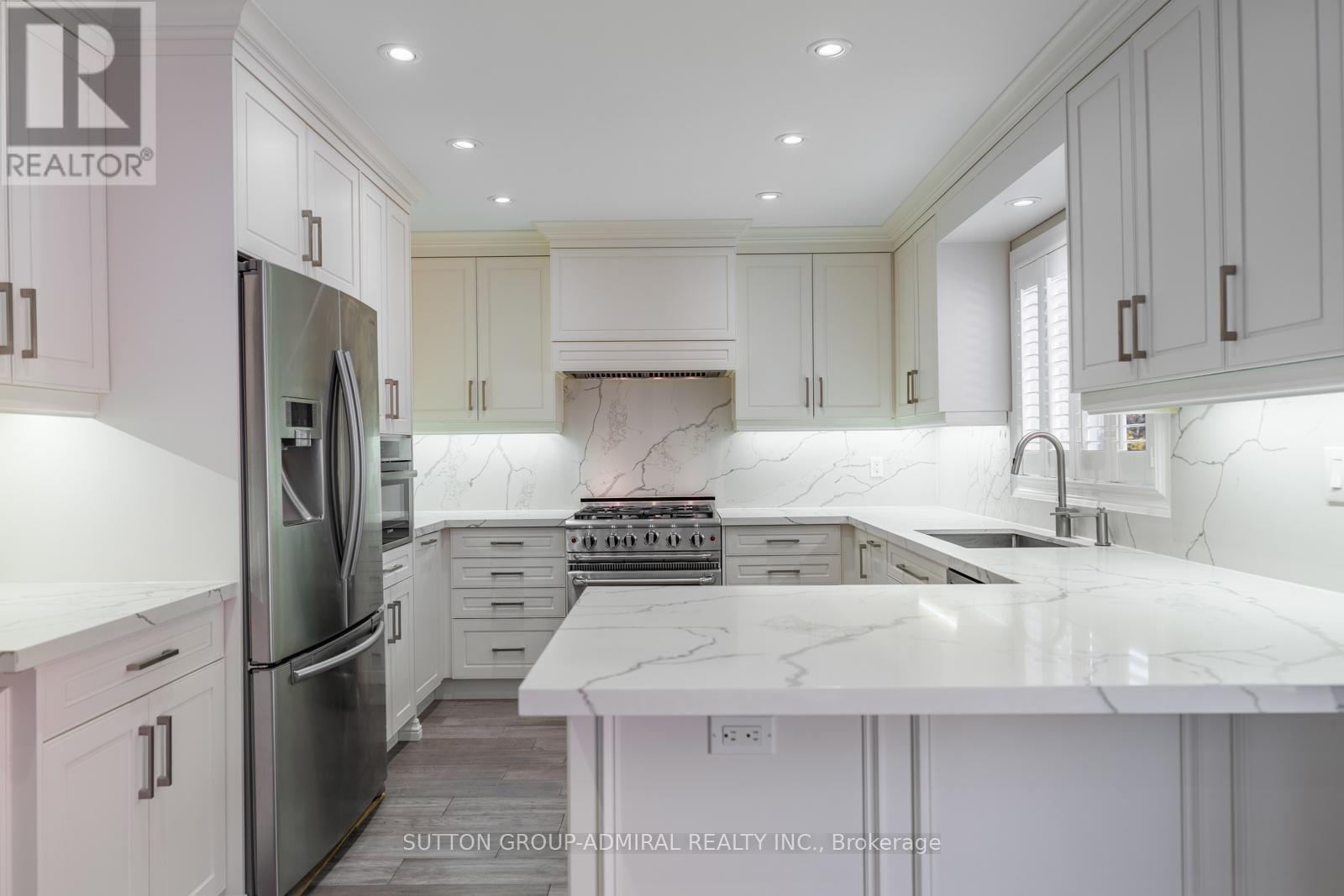 150 Rockwood Crescent, Vaughan, Ontario  L4J 7W1 - Photo 4 - N13023968