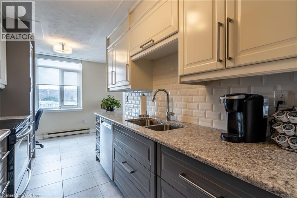 40 Harrisford Street Unit# 402, Hamilton, Ontario  L8K 6N1 - Photo 15 - 40810228