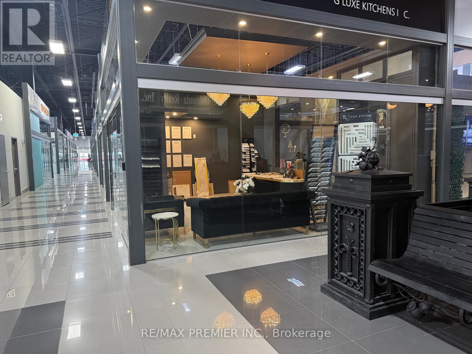 44 - 7250 KEELE STREET, Vaughan, Ontario