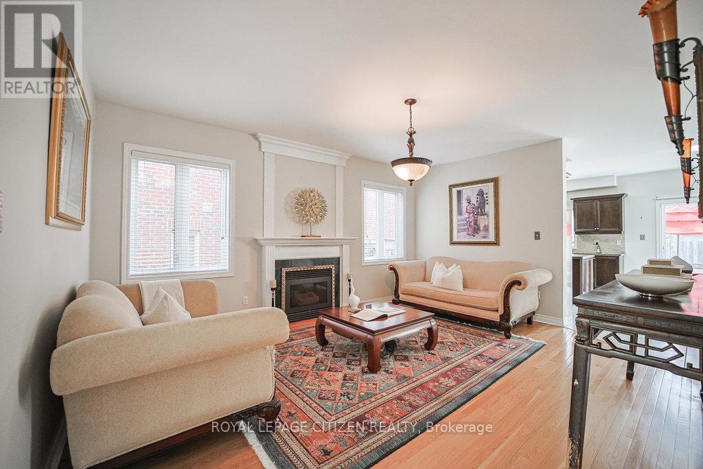 31 Burnhaven Avenue, Vaughan, Ontario  L6A 2P2 - Photo 10 - N13024138