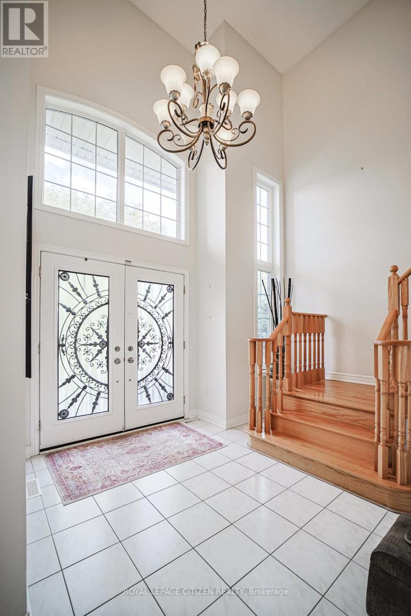 31 Burnhaven Avenue, Vaughan, Ontario  L6A 2P2 - Photo 6 - N13024138